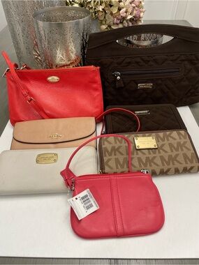Designer Purse Lot of 7 Coach MK Vera Bradley Wallets & Bags Bundle